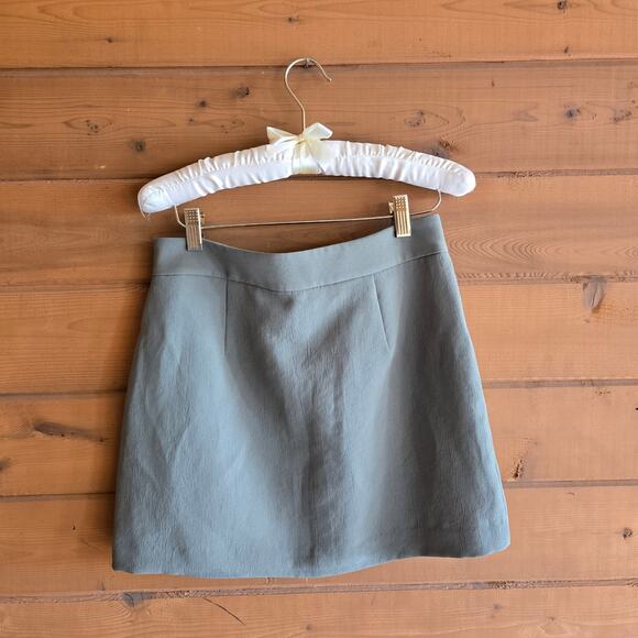 Aritzia Wilfred Tai Mini Skirt Sage Green Button Front 6 High Waisted Pastel - Picture 4 of 6